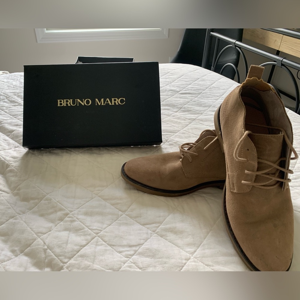 Bruno Marc Suede Chukka Boots